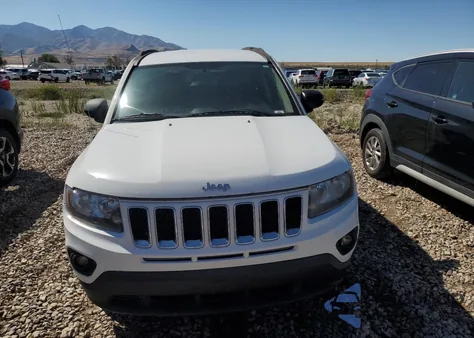 2015 Jeep Compass Sport из США, поврежденный, VIN 1C4NJDBB0FD175634